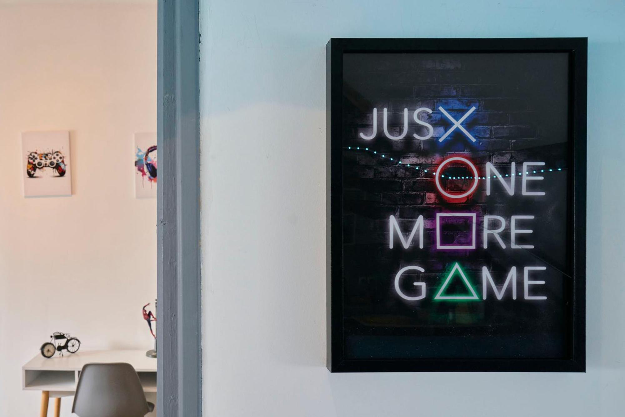 Gameclub - Les Demeures D'Adrien Lägenhet Carvin Exteriör bild